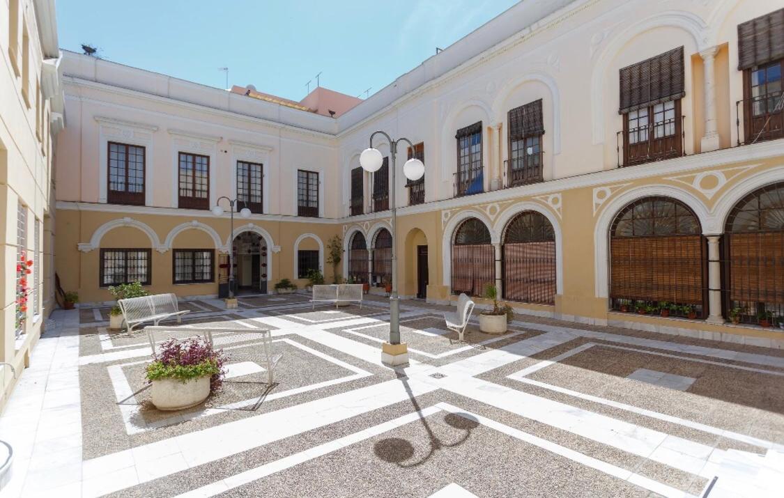 Apartamento Semi-Industrial Palacio Castilla Jerez de la Frontera Bagian luar foto
